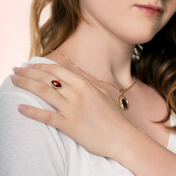 Bague Grenat Navette